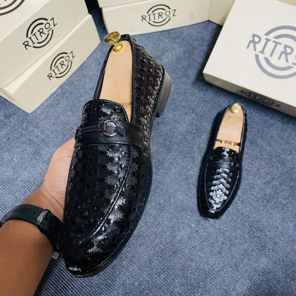 BLACK CLASSIFY TASSEL - Image 4