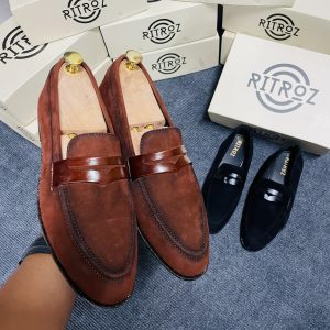 CHOCOLATE SUEDE TASSEL